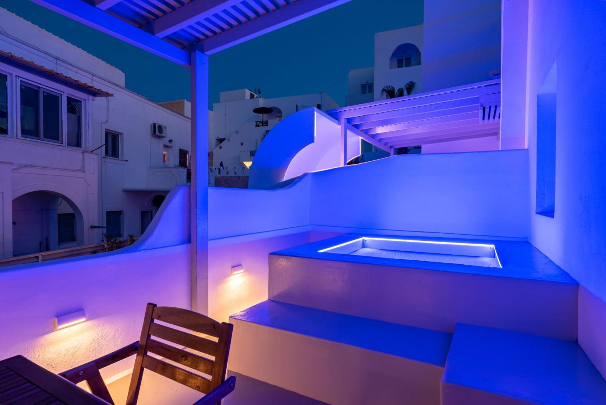 Aerenia Luxury Suites Karterados  Exterior photo