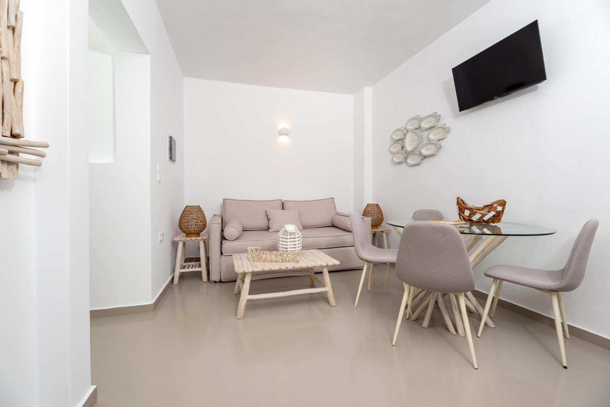 Aerenia Luxury Suites Karterados  Exterior photo